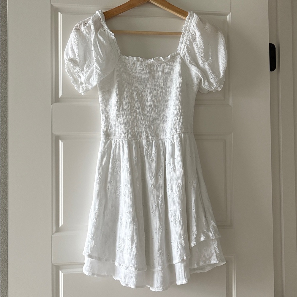 Hollister White Lined Romper Size XS